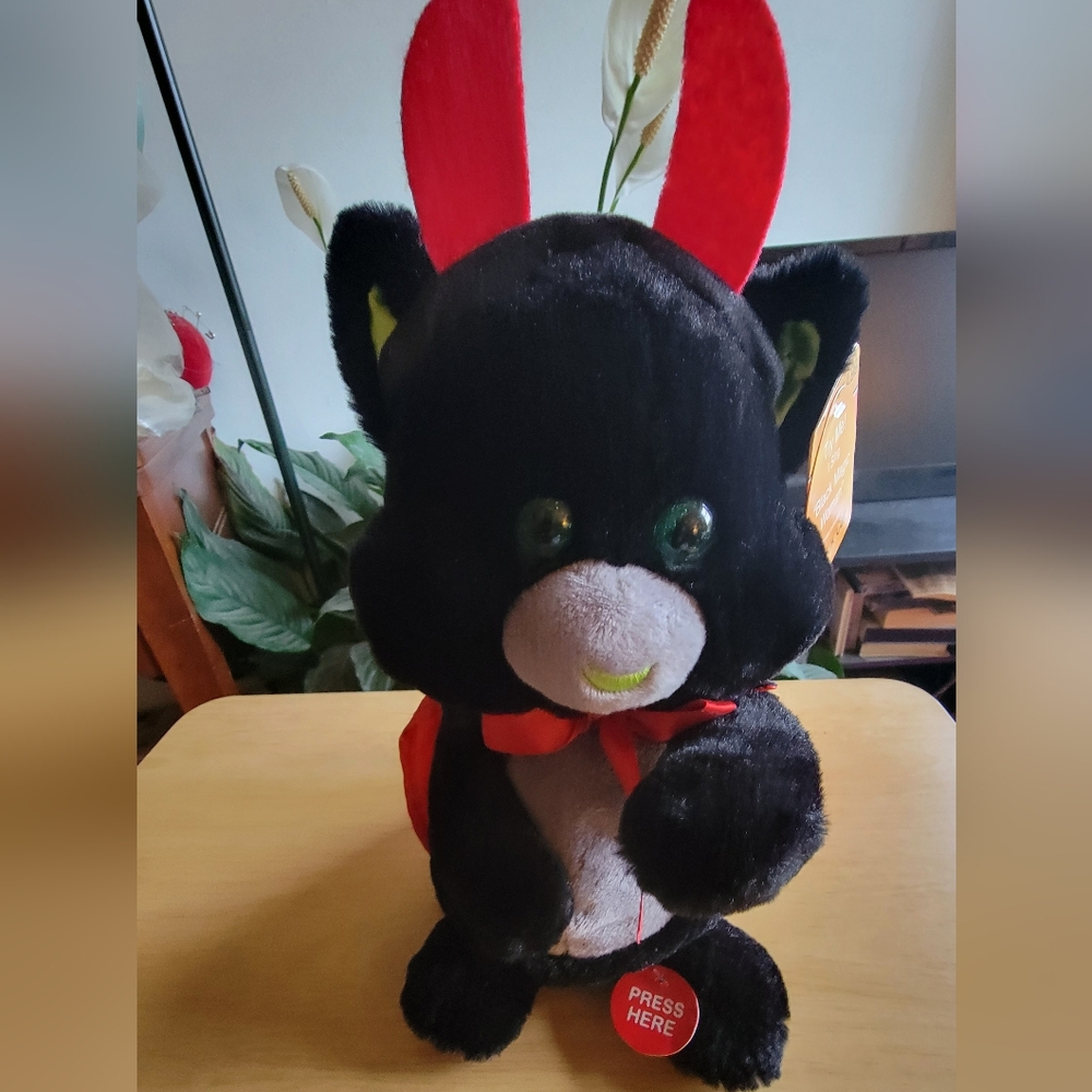SOUND AND LIGHT Black Cat halloween 🎃.NWt😁😁🤣
